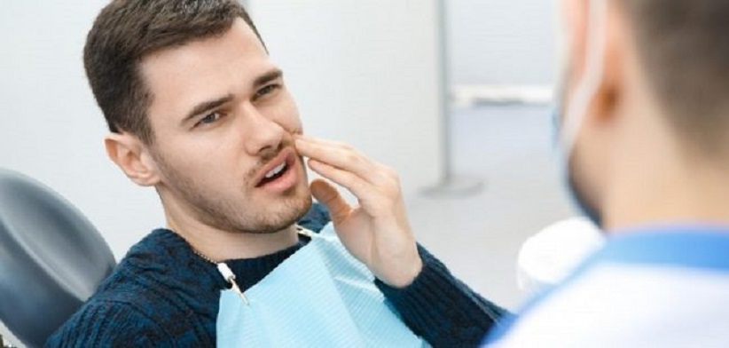 جراحی ایمپلنت دندان درد دارد